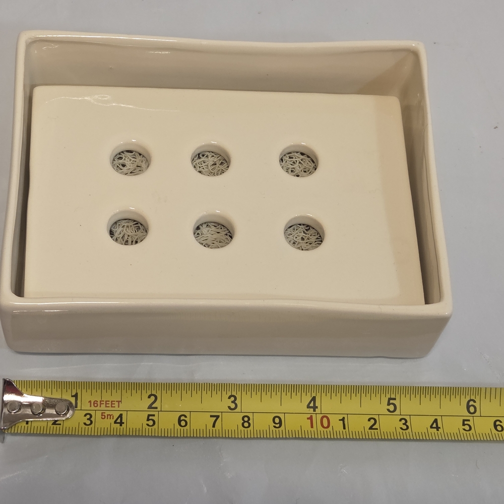 Waterworks Ceramic Soap Dish in Cream